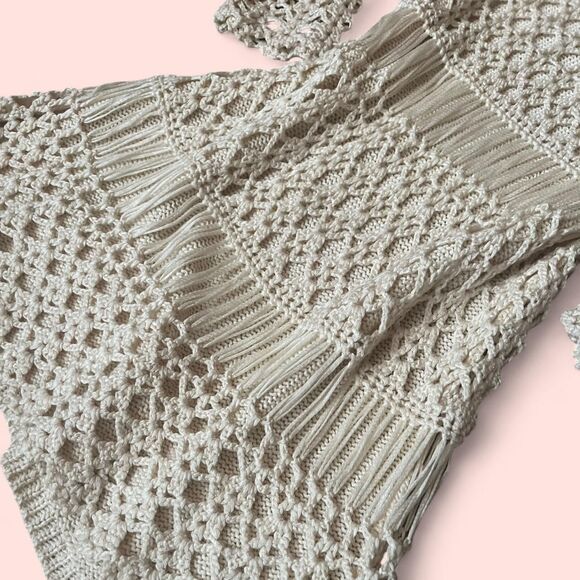 Unique See- Through Boho Cream Crochet Knit Cover-Up. M. - Picture 7 of 8